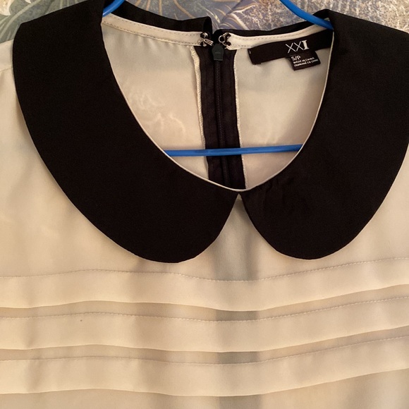 Dress - Picture 3 of 5